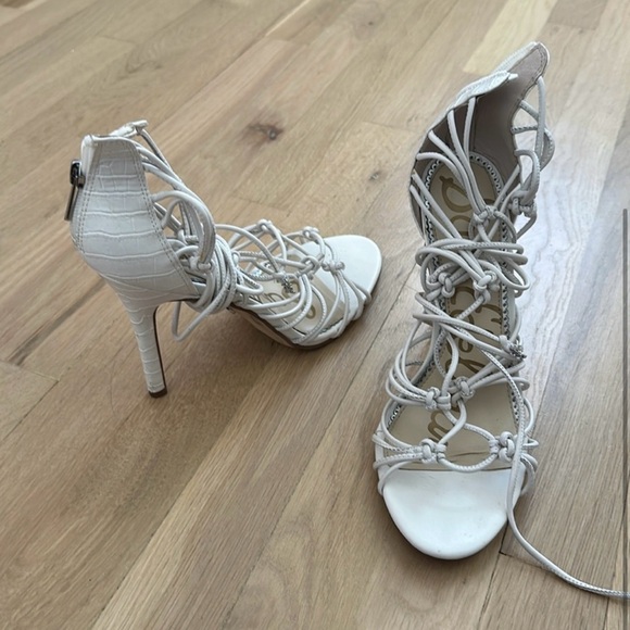 Elegant White Lace-Up Heels - Picture 2 of 2